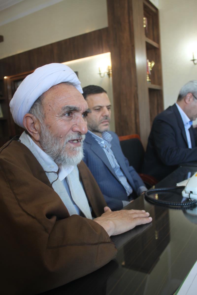 ضرورت برگزاری نماز جماعت در ادارات