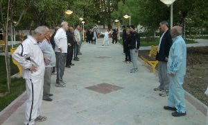 ورزش صبحگاهی به همراه مطالعه