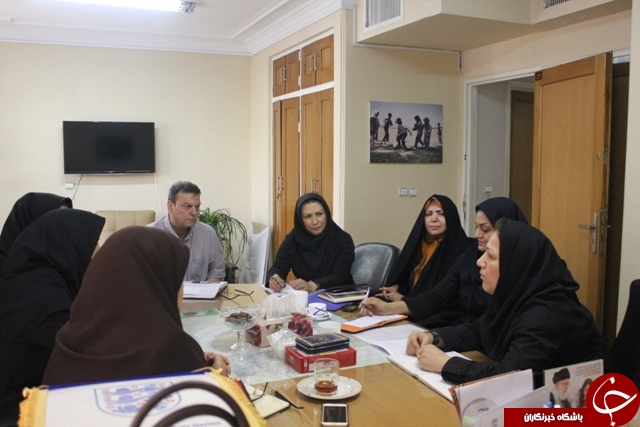 برگزاری نشست دبیرکل و کمیته بانوان با کادر فنی تیم ملی فوتسال برگزاری نشست دبیرکل و کمیته بانوان با کادر فنی تیم ملی فوتسال
