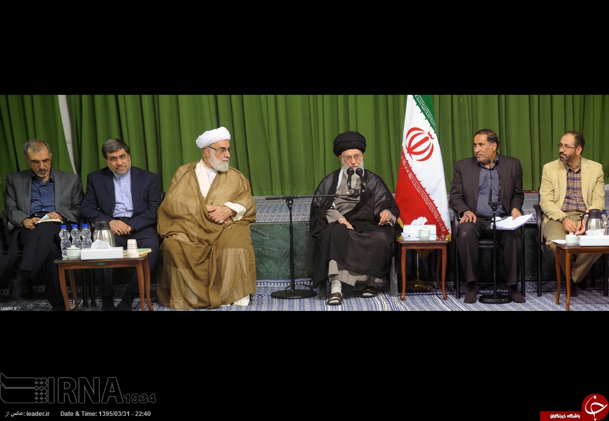 دیدار شاعران و اهالی ادب با رهبر معظم انقلاب + تصاویر