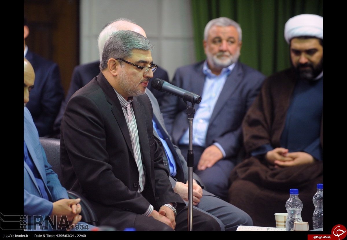 دیدار شاعران و اهالی ادب با رهبر معظم انقلاب + تصاویر
