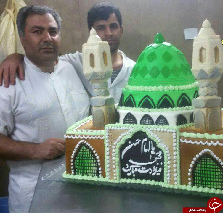 کیک مسجد النبی به مناسبت تولد امام حسن مجتبی(ع)/طولاني ترين تونل دنيا/دعوای دو اسب عصبانی/بزرگترین قطب توریستی جهان/وقتی فقردرجامعه بیدادمی کند/عکسی متفاوت از سید احمد خمینی و شهید چمران