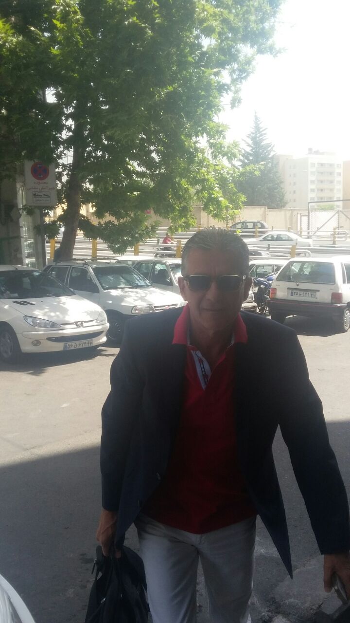 کی روش در فدراسیون حاضر شد