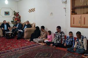 ديدار استاندار آذربايجان غربی از منزل مددجوی تحت پوشش بهزيستی