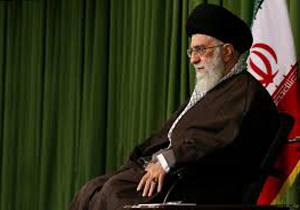 گزیده‌ای از اشعار طنزی که در محضر رهبر انقلاب خوانده شد + فیلم
