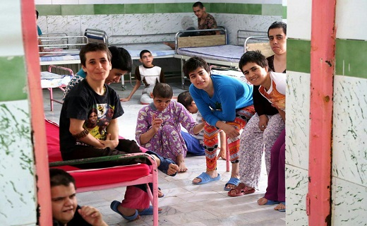 بازدید امام جمعه بافق از جامعه معلولین بافق+ تصویر