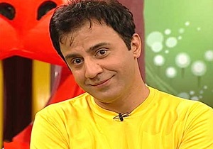 عمو پورنگ سحری شانزدهم رمضان را با «نوسفران» می‌خورد