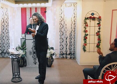 مرد جوان با گوشی همراهش ازدواج کرد+تصاویر