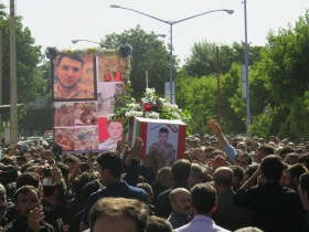 تشیع پیکر شهید ستوان یکم فتح اله ملازاده در شهرستان سراب