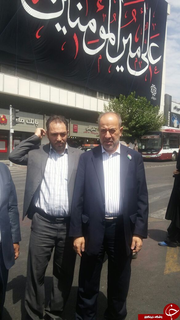 کدام یک از چهرهای سیاسی در راهپیمایی روز قدس حضور داشتند؟/ از حضور فرزند رهبر انقلاب تا حاشیه&zwnj;سازی احمدی&zwnj;نژاد+ تصویر