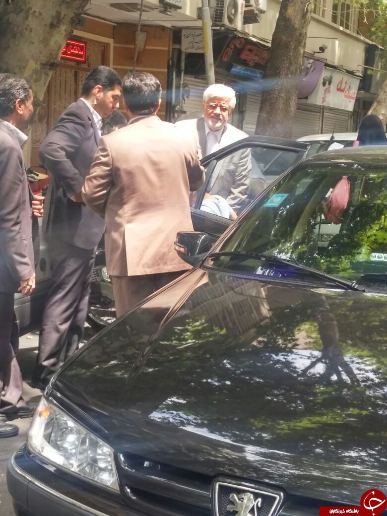 کدام یک از چهرهای سیاسی در راهپیمایی روز قدس حضور داشتند؟/ از حضور فرزند رهبر انقلاب تا حاشیه&zwnj;سازی احمدی&zwnj;نژاد+ تصویر