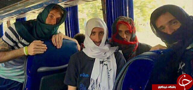 آیا بازیکنان آرژانتین قصد توهین به بانوان ایرانی را داشتند + عکس