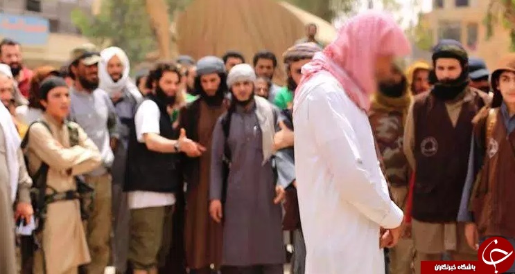 داعش چند نفر را به بهانه روزه خواری شلاق زد+ تصاویر