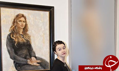 اعتراض به برکسیت بهانه عریان شدن استاد دانشگاه کمبریج+ تصاویر