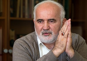 با پشتیبانی از روحانی در برخورد با مدیران خائن مدیران خدوم را دلگرم کنیم