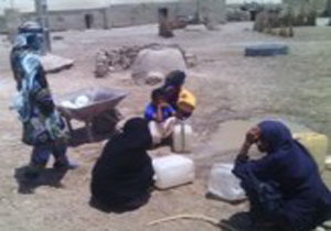 کمبود شدید آب آشامیدنی در روستای ابتر ایرانشهر کمبود شدید آب آشامیدنی در روستای ابتر ایرانشهر