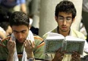 اعتکاف دانش آموزان استان سمنان