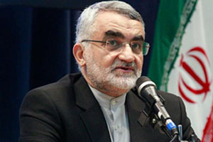 اهدای لوح تقدیر نماینده مجلس به داورزنی