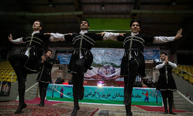 جشنواره صلح یا جنگ !