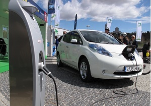 جهش ژنتیکی خودروسازی با یک شوک الکتریکی! / LG خودروهای ایران خودرو را برقی میکند