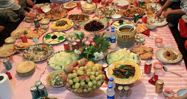 سفره&zwnj;های عیدی؛ تجلیل عید فطر به گونه&zwnj;های متفاوت در افغانستان