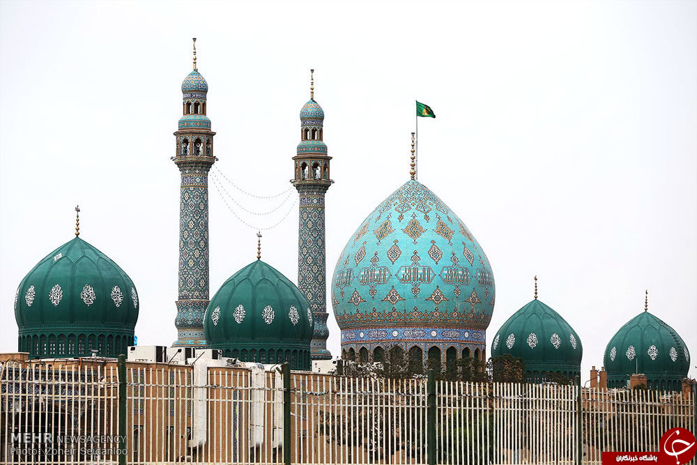 اقامه نماز عید سعید فطر به امامت آیتالله مقتدایی در مسجد مقدس جمکران اقامه نماز عید سعید فطر به امامت آیتالله مقتدایی در مسجد مقدس جمکران