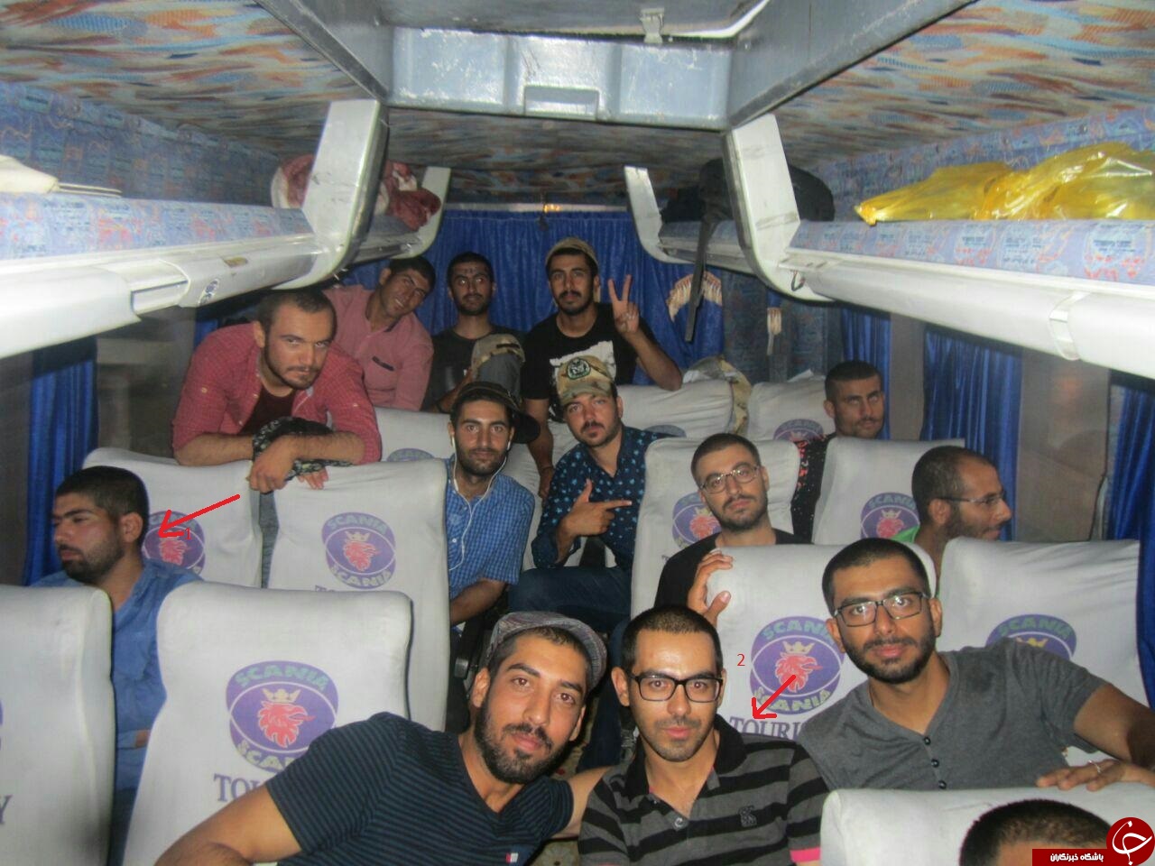 تصاویری منتشر نشده از سربازان حادثه اتوبوس نی ریز / از یادگاری&zwnj;ها در پادگان تا لحظاتی قبل از تصادف
