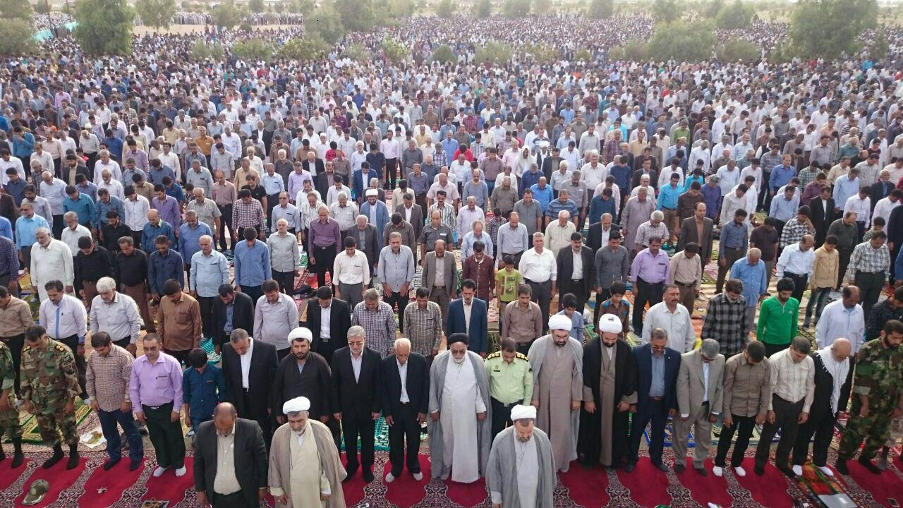 اقامه نماز عید سعید فطر در سراسر کشور+تصاویر