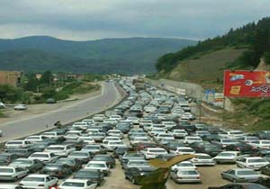 ترافیک سنگین در محورهای کوهستانی مازندران دراین لحظه
