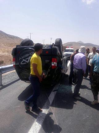 دو مجروح در حادثه واژگونی خودرو در محور اراک - خمین  + تصاویر