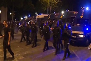فیلم درگیری هواداران فرانسه با هواداران آلمان و پلیس