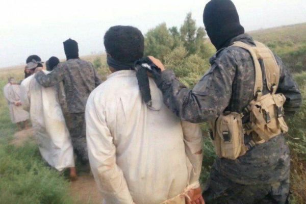 اعدام 5 عراقی به دست عناصر داعش+تصاویر