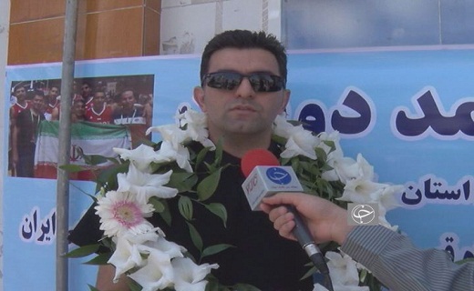 داوری که علاقه اش به داوری با مصدومیت داور دیگر بالفعل شد