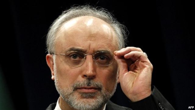بان&zwnj; کی&zwnj;مون و مرکل حرف&zwnj;های عجیبی زده&zwnj;اند/ در حال زمینه چینی و پخت و پز علیه ما هستند