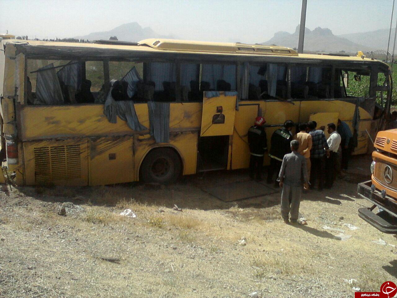 15 کشته و زخمی در محور مرودشت-سعادت شهر