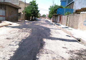 نقاشی زشت پیمانکاران شهرداری در یک محله + فیلم