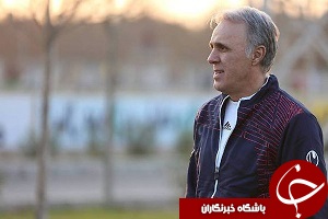 حضور مربی برکنار شده در فدراسیون فوتبال