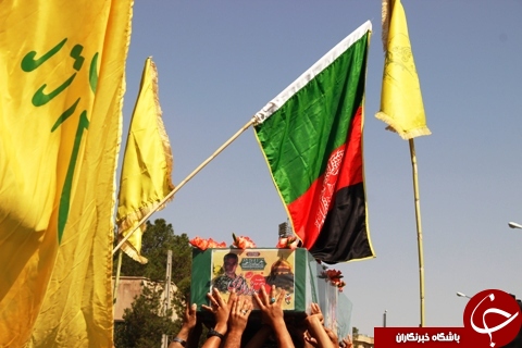 پیکر شهید فخری از شهدای مدافع حرم در سمنان تشییع شد
