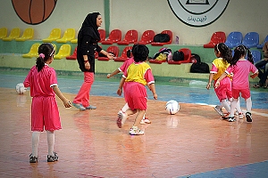اولین مدرسه ی فوتبال دختران در زنجان