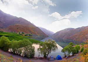 بازدید 5 هزار گردشگر از در یاچه گهر  لرستان