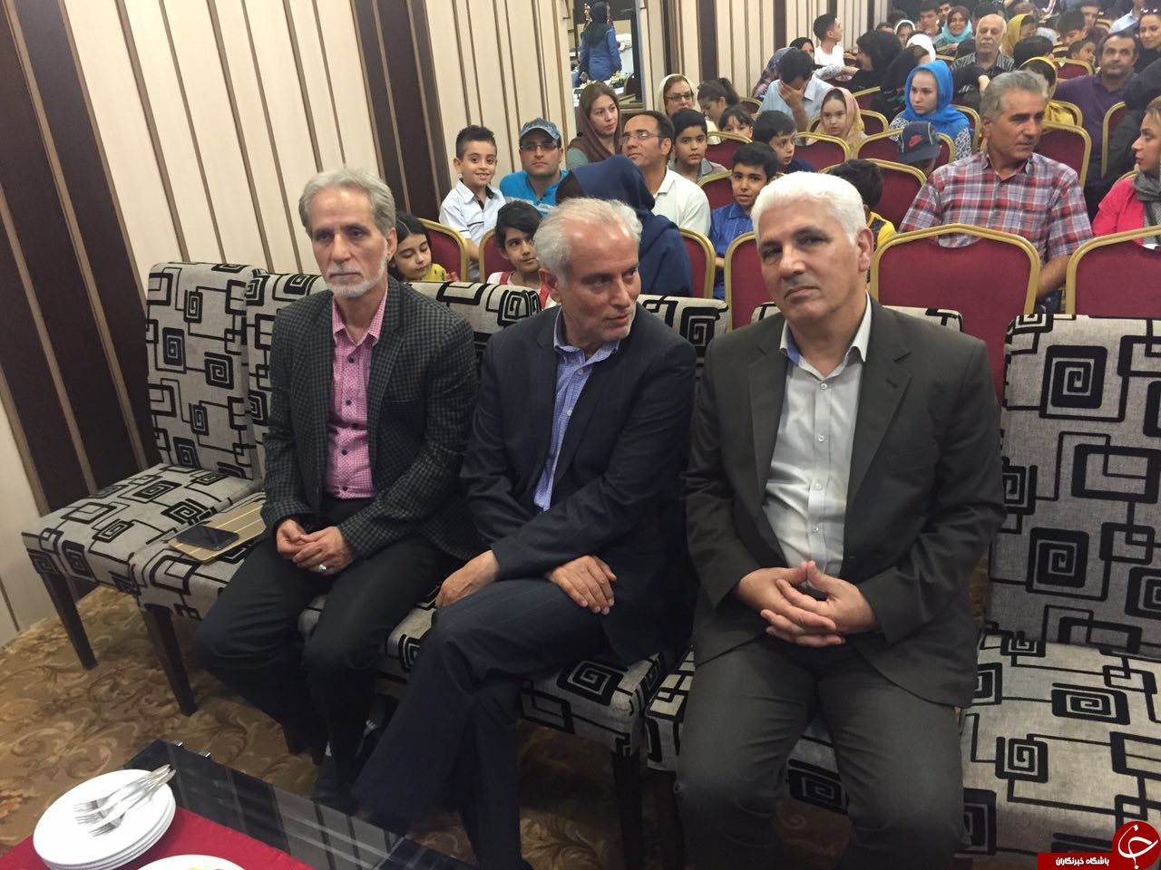 افشارزاده به خوبی وظایف مدیر عاملی را انجام میدهد