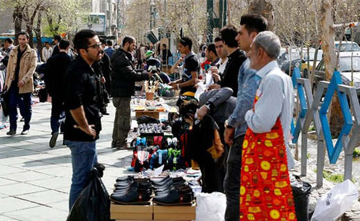 محوطه تئاترشهر یا حیات خلوت خرابکاران و معتادان؟