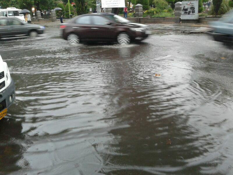 بارش شدید باران در رشت + تصاویر