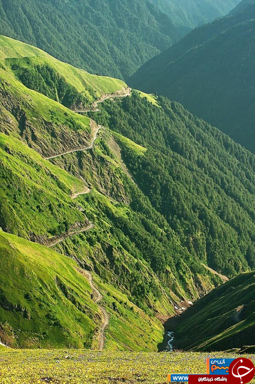 عکس/ زیبایی خیره کننده یکی از خطرناک ترین جاده&zwnj;های جهان