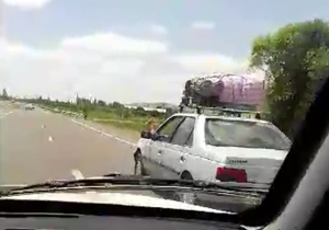 رانندگی با یک پا! + فیلم