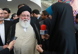 باید با بی‌حجابی به عنوان فساد بزرگ اجتماعی برخورد کرد
