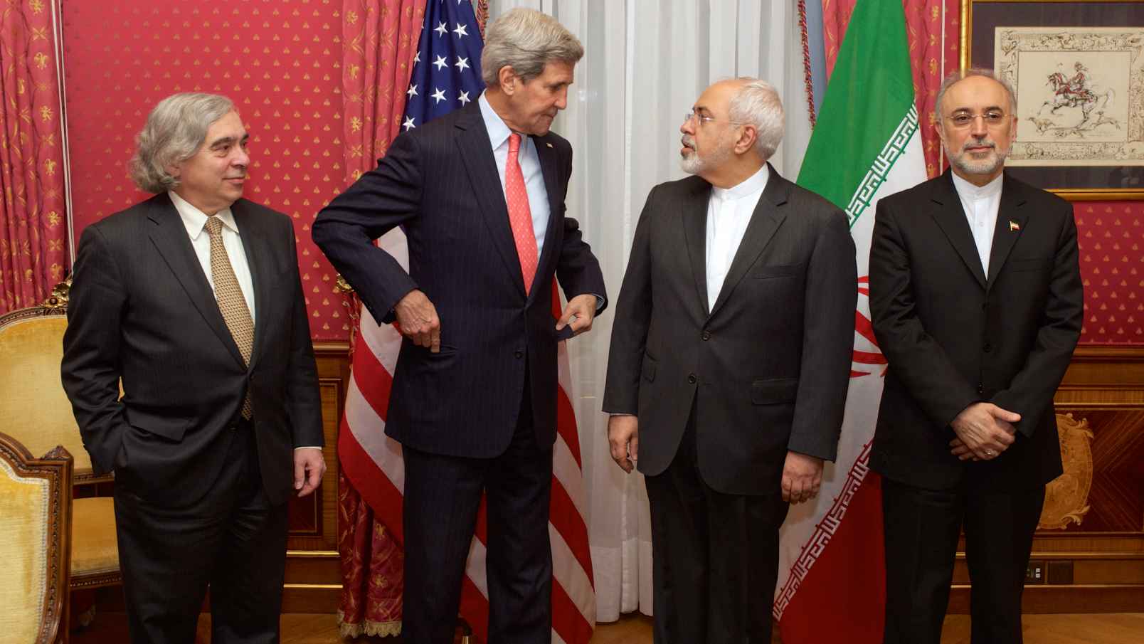 نیوزویک: چرا اوباما نقض مفاد توافق هسته&zwnj;ای را از سوی ایران نادیده می&zwnj;گیرد؟