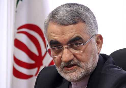 واکنش بروجردی به حذف 5 هزار میلیارد تومانی بودجه دفاعی بوسیله دولت