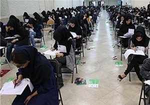 تاخیر یک داوطلب دردسر ساز شد/ پرش از روی دیوار برای حضور در کنکور