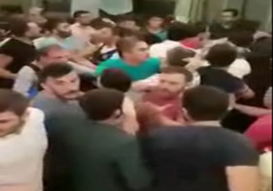 ضرب و شتم کودتاچیان در شبکه سی ان ان + فیلم